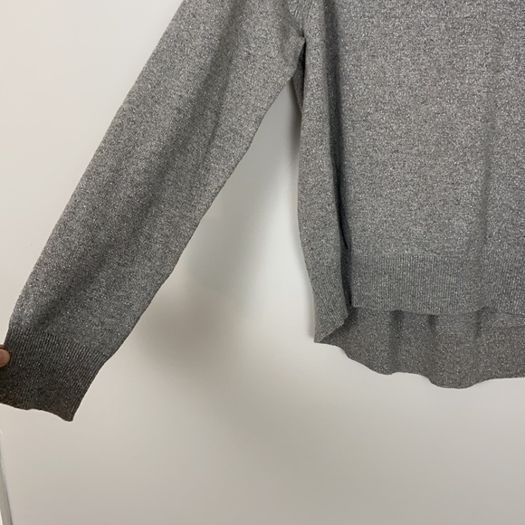 Banana Republic silver sparkle Sweater Size M - Picture 4 of 7